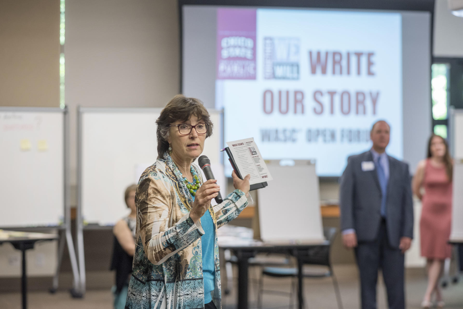 Gayle Hutchinson (center) talks to students, staff, and faculty to participate in the Together We Will … Write Our Story: WASC Open Forum on Monday, May 1, 2017 in Chico, Calif. The drop-in forum provides an initial opportunity for students, faculty, and staff to meet representatives of WASC Essay Committees who are charged with writing sections of the Institutional Report, an essential part of our reaccreditation effort. (Jason Halley/University Photographer)