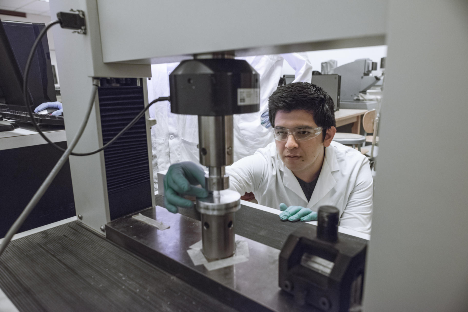 Rigoberto Vazquez works in a laboratory.
