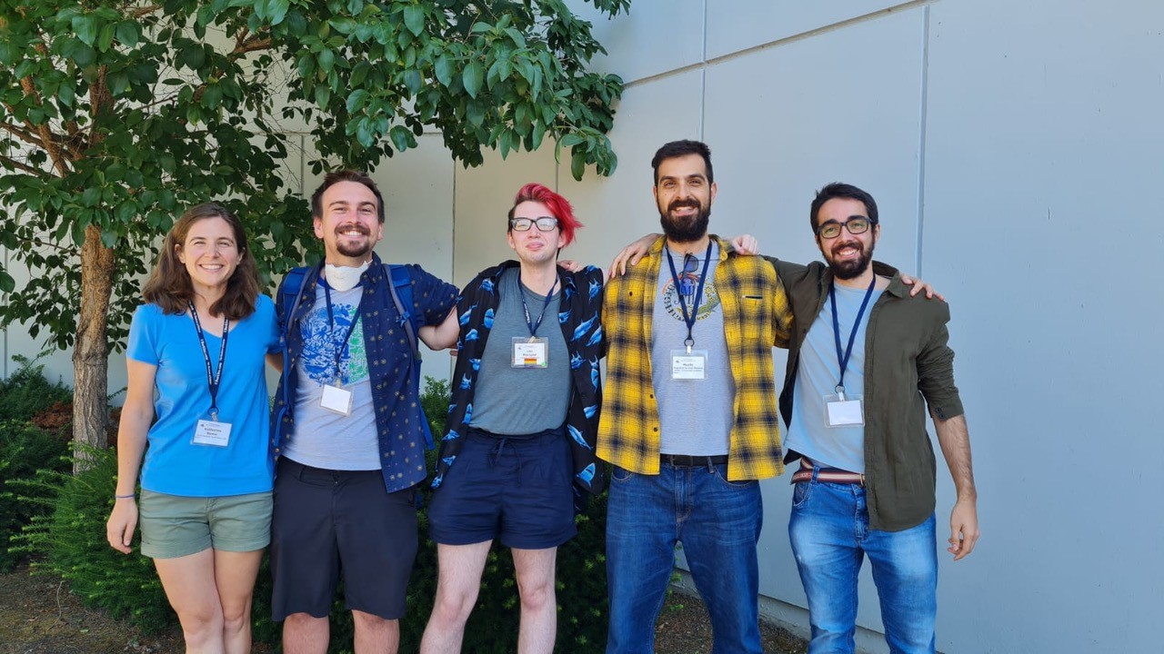 Students and mentors are posing for a picture at the annual meeting of the American Society of Ichthyologists and Herpetologists. From Left to Right: Kate Bemis, Cole Schmitt, Leo MacLeod, Murilo Pastana, Gabriel Afonso
