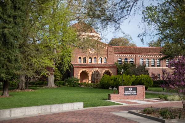 A view of Kendall Hall at Chico State.